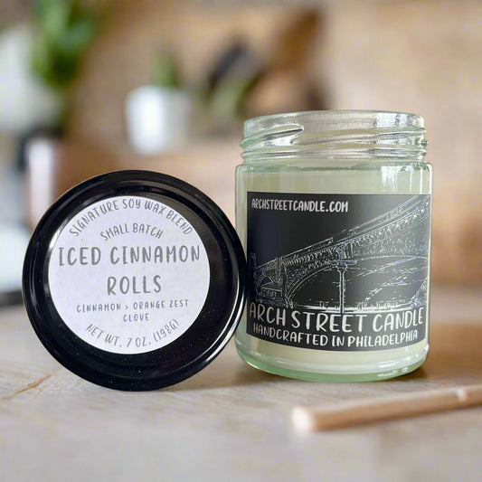 Iced Cinnamon Rolls | 7 oz Candle